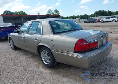 2001 Mercury Grand Marquis Gs z USA, uszkodzony, nr VIN 2MEFM74W41X707447